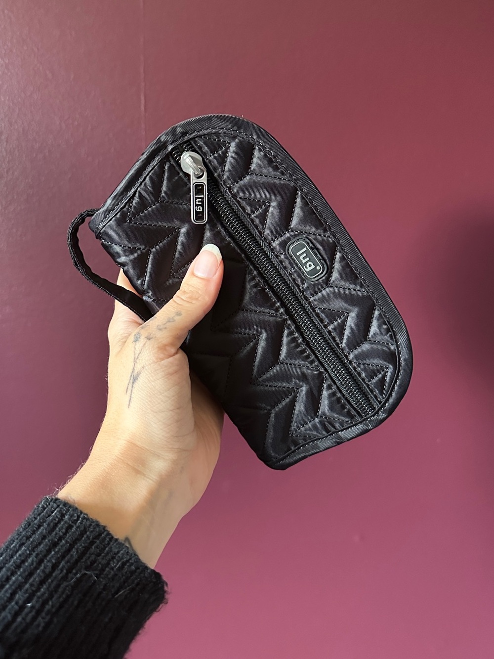 Lug Black Quilted Nylon Wristlet Zip Pouch Multi Compartment Organizer Wallet - Picture 2 of 9